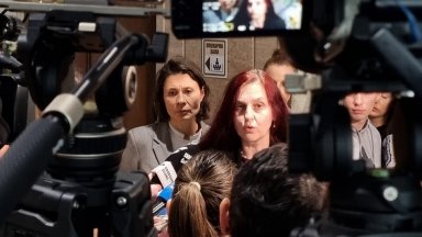 Майка на арестуван на протеста: Синът ми е бил бит, спите ли, г-н Митов?