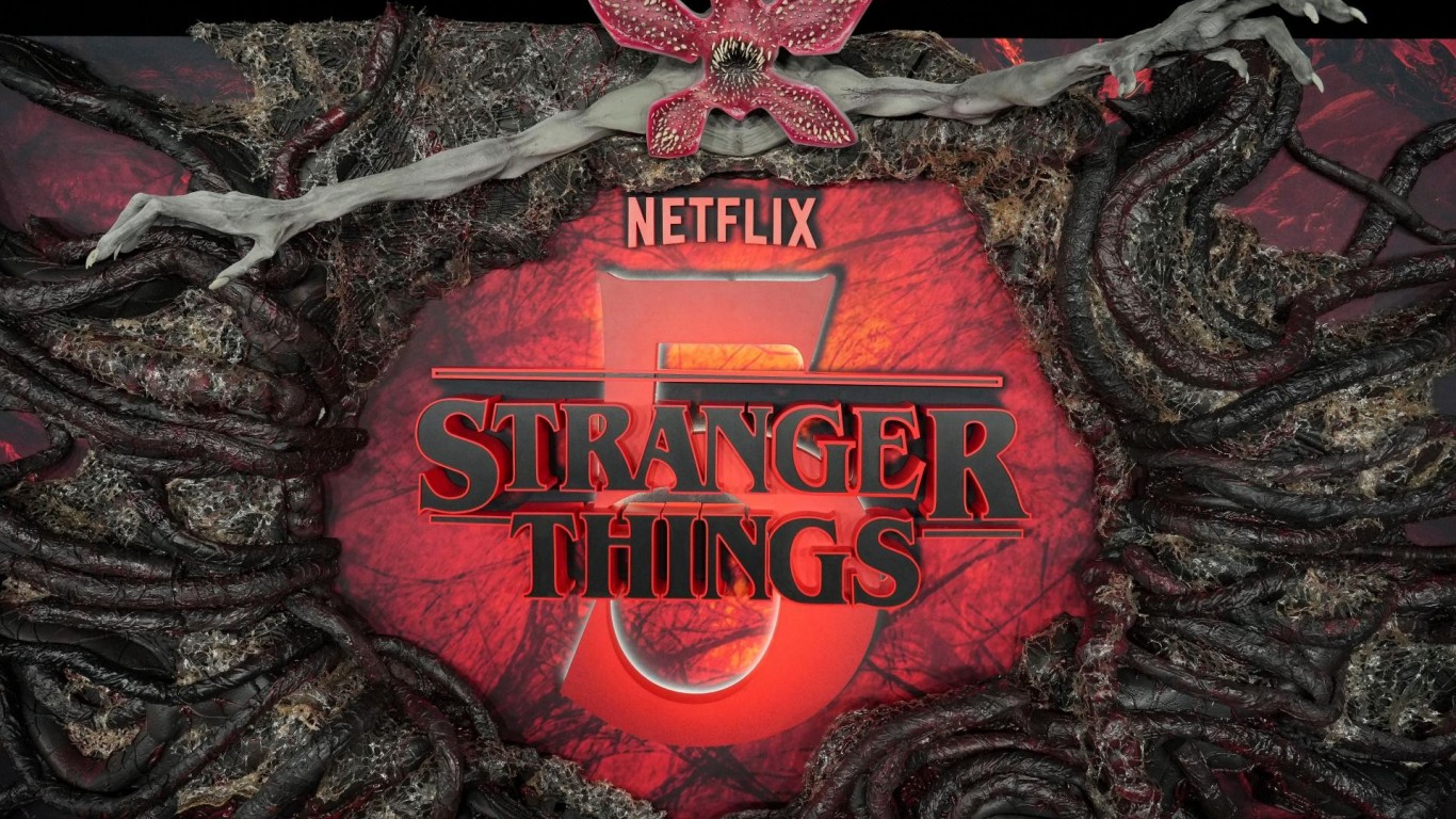 Обвиненията че създателите на хитовия сериал Stranger Things братята Мат