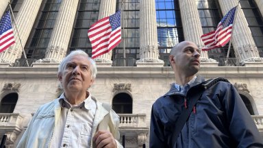 От Казанлък до НАСА и Уолстрийт - нов български филм, който показва пътя към върха, тръгва по екраните