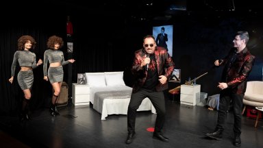 На 6 декември е премиерата на "Роби Уилямс беше тук!" в Сатирата