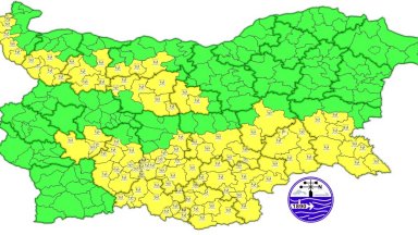 Обявиха жълт код за значителни валежи в 16 области на страната
