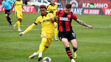 Локо София би у дома за първи път от август, Меси се превърна от антигерой в герой