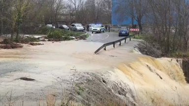 130 л/кв.м са се изсипали в Бургаско за часове, МВР и пожарната на крак (снимки)