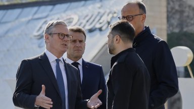 Стармър ще е домакин на среща със Зеленски, Макрон и Мерц в понеделник