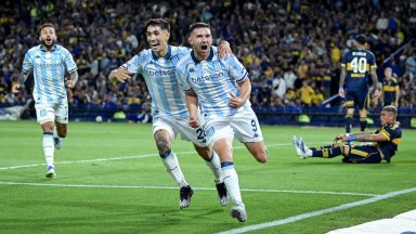 "Суха" година за колосите в Аржентина: Расинг удари и Бока на "Бомбонера", и е на финал