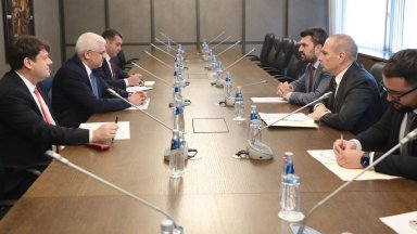 Двама наши министри поискаха обяснение от турския посланик за танкера край Ахтопол