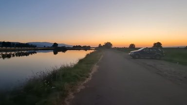 17-годишен загина, като катастрофира в рибарник на Никулден