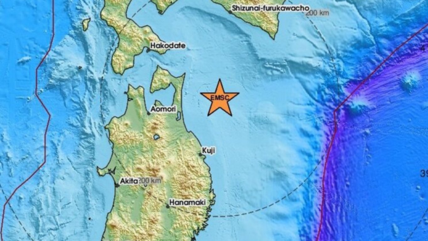 Гневът на природата: Силни трусове и потопи разтърсват Япония и света