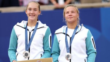 Фенка на Путин ли е талантливата Мира Андреева? Украинка разпали тенис войната