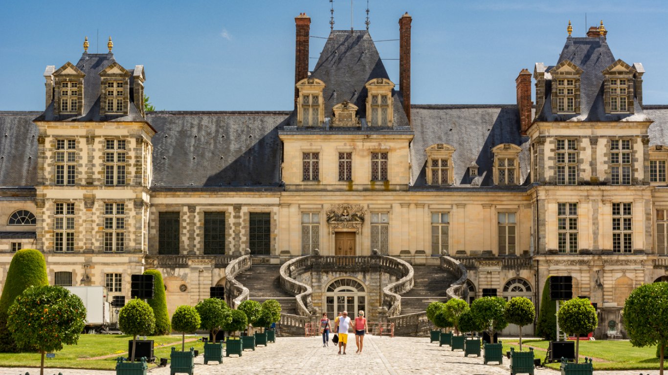  Кралски разкош: Историята на двореца Фонтенбло