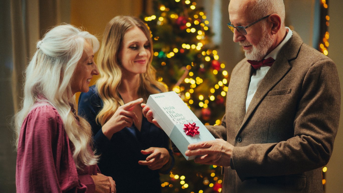 Коледни базари без езикови бариери: Vasco Translator Q1 е вашият ключ към света