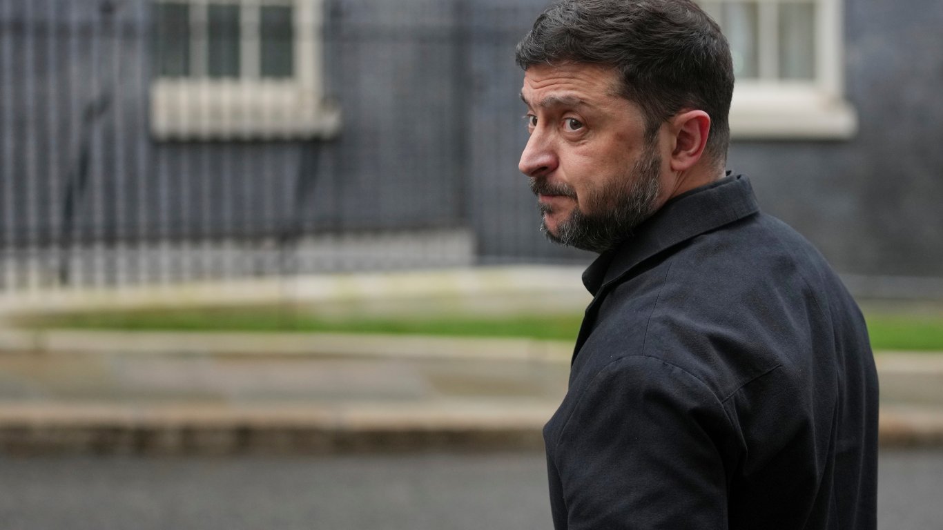 Зеленски готов за компромис: Без НАТО, но с гаранции от САЩ и Европа