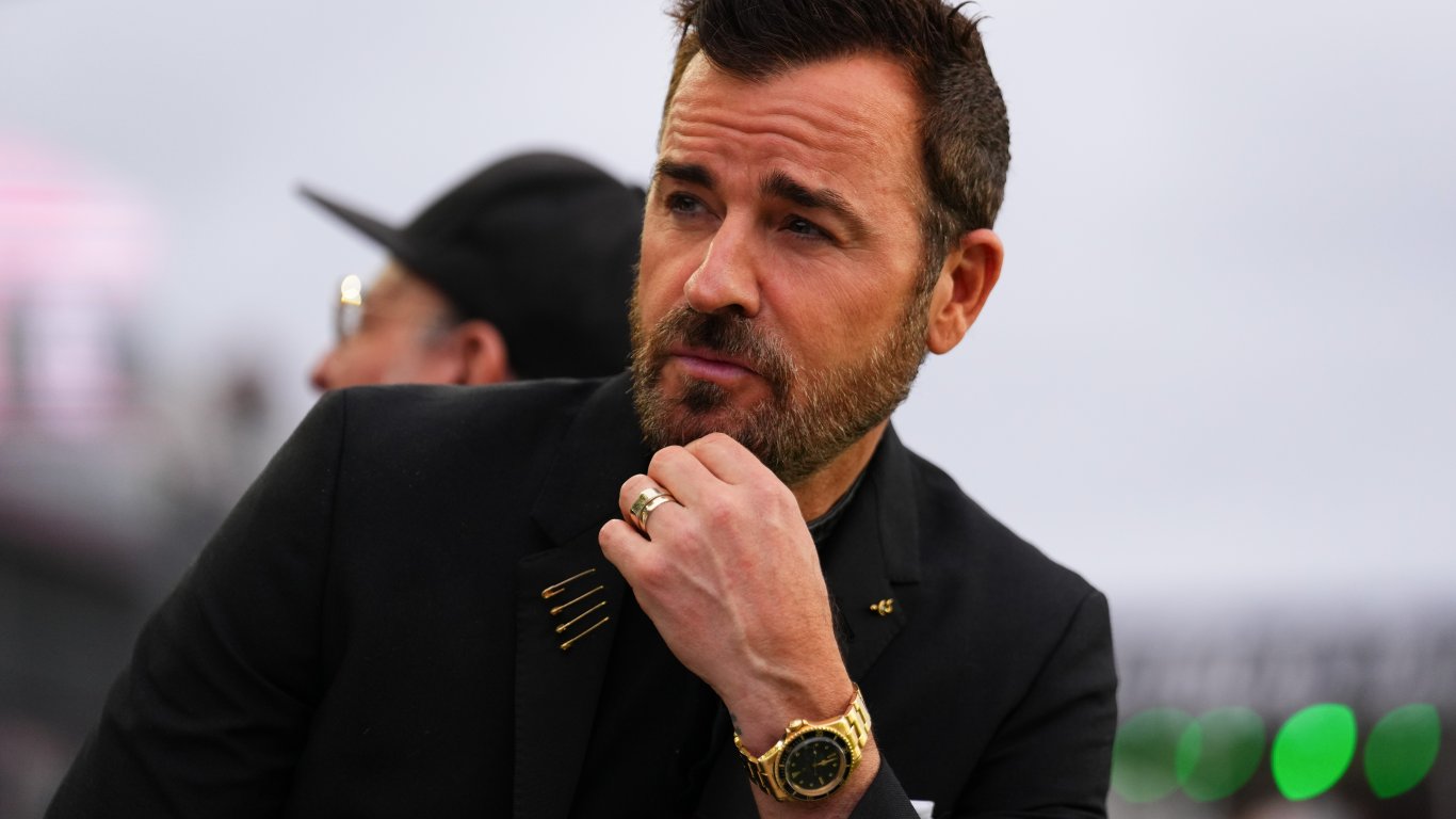 Джъстийн Теру 53 годишният актьор и бивш съпруг на Дженифър