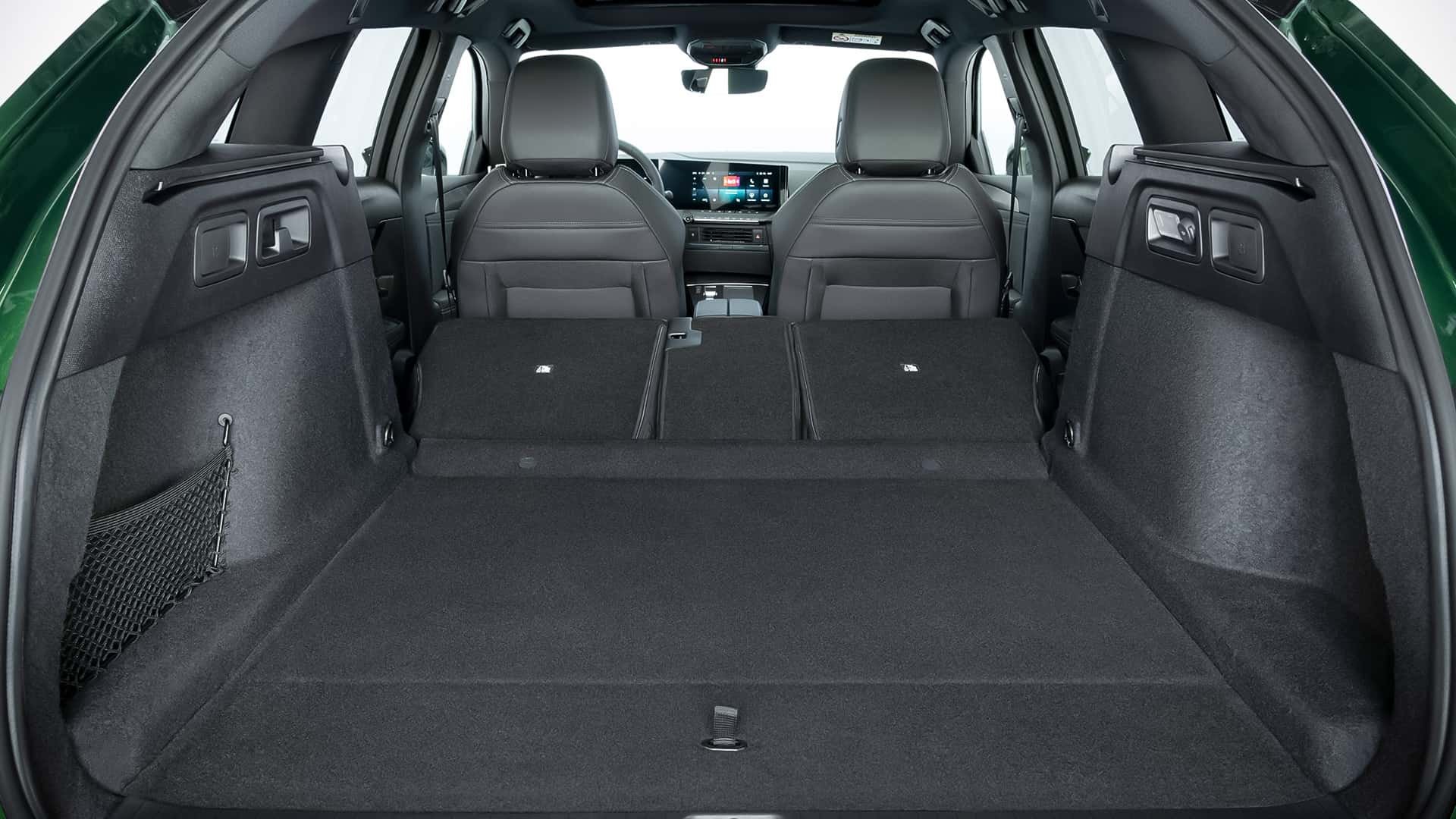 Новия Opel Astra Sports Tourer