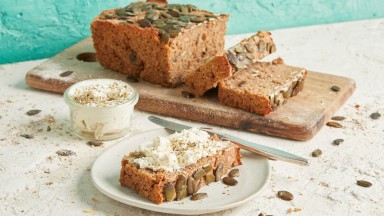 Ръжен хляб с тиквени семки