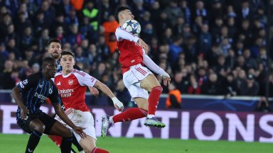 Арсенал победи в Белгия, за да остане единственият перфектен в Шампионската лига (Резултати)