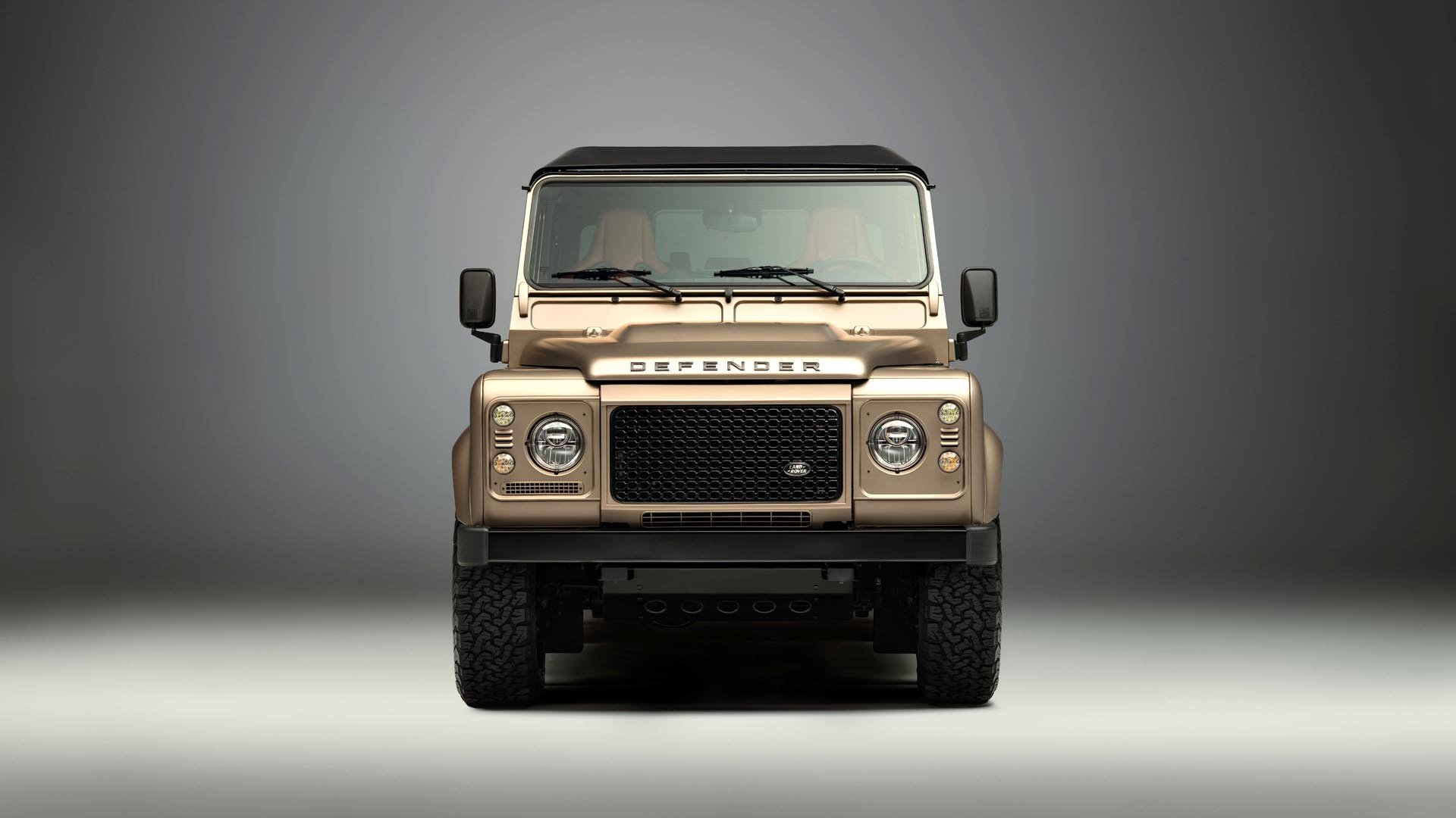 Land Rover Defender V8