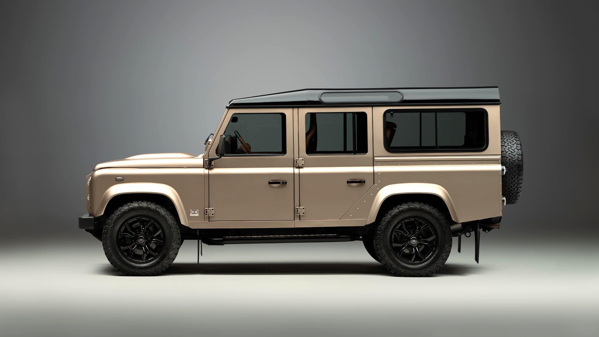 Land Rover Defender V8