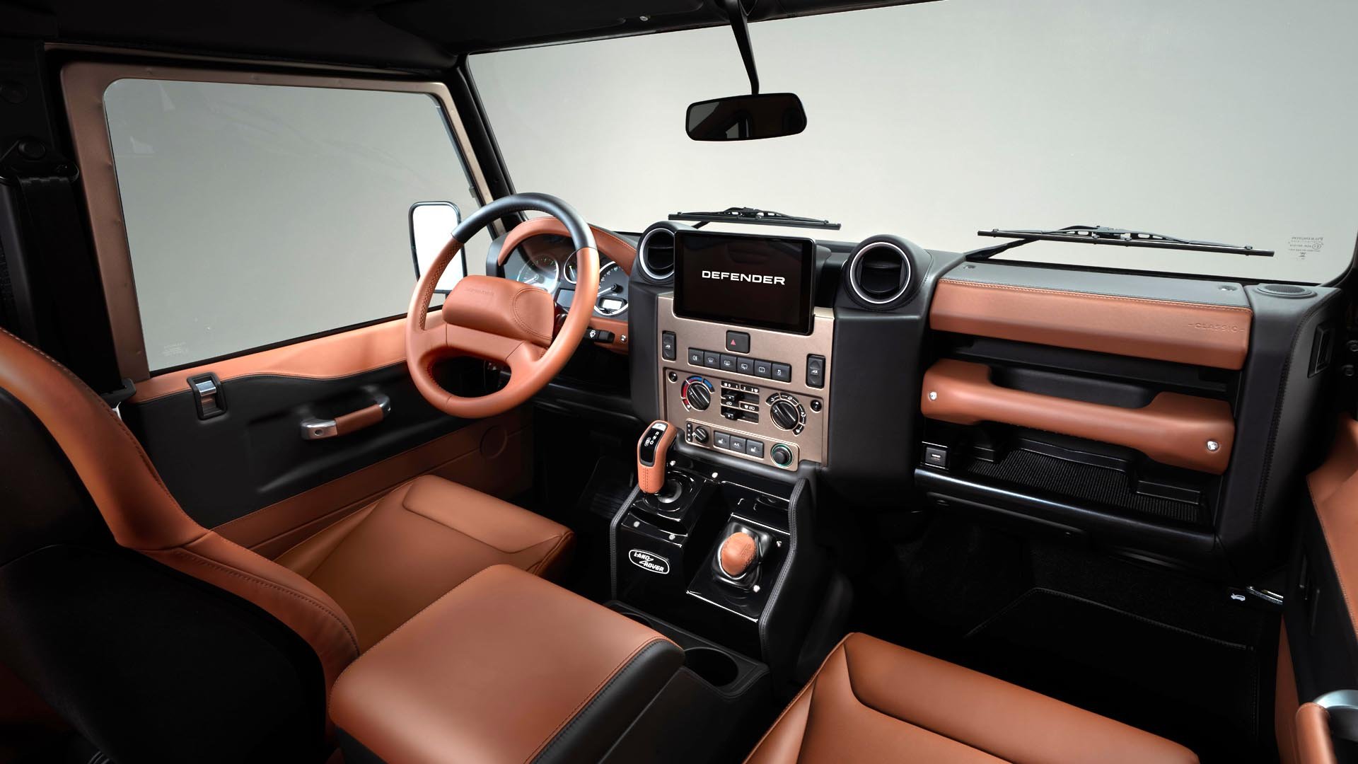 Land Rover Defender V8