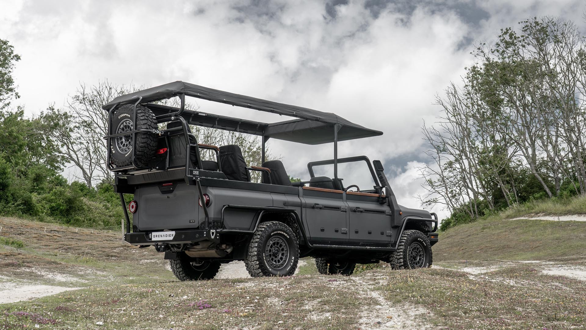 INEOS Grenadier Game Viewer