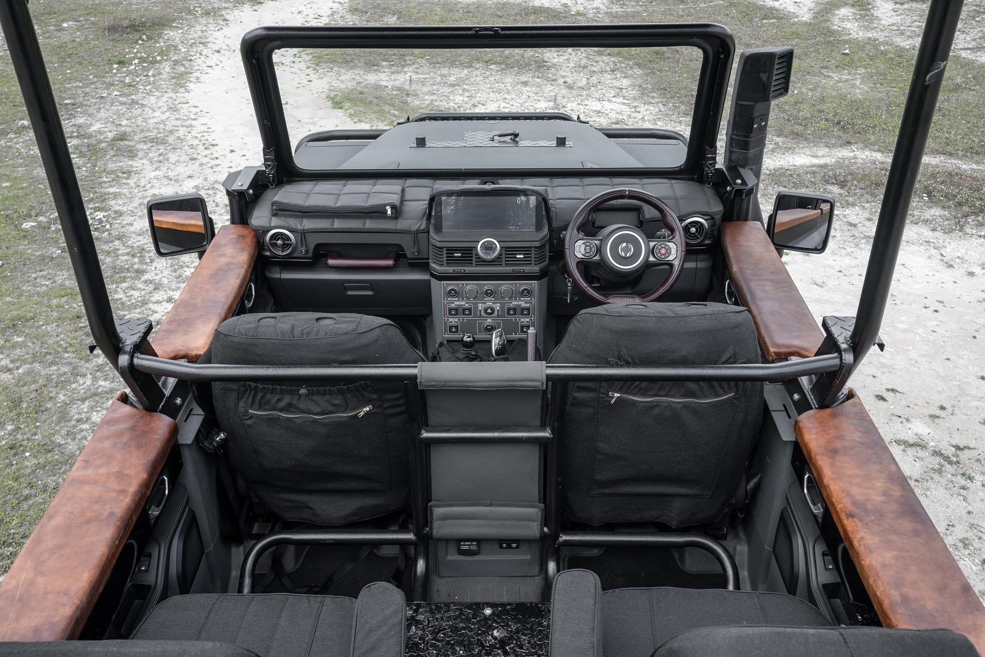 INEOS Grenadier Game Viewer