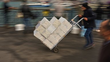 Ново силно земетресение в "зоната на бедствия" в Западна Турция