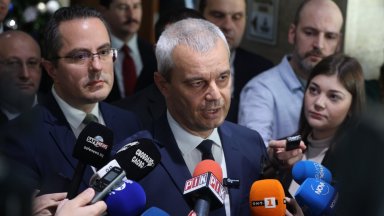 Костадинов: Успяхме заедно, абсолютно всички, шарено, на площада