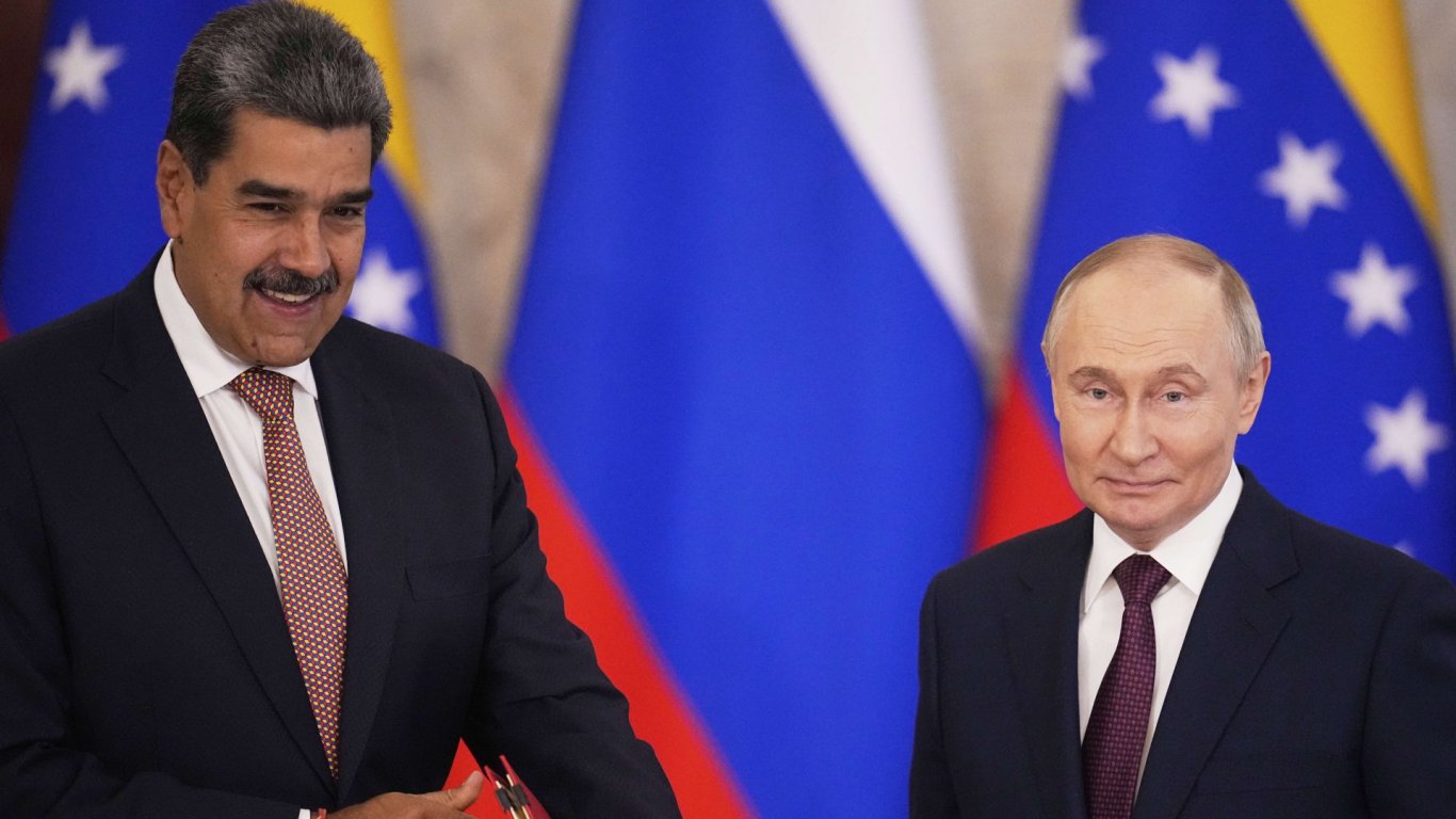 Путин увери Мадуро в подкрепата на Москва