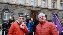 Синдикатите пишат до парламента, настояват да приеме редовен бюджет