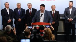 Младежите в БСП дадоха 100 дни - искат бърз конгрес и нови лидери
