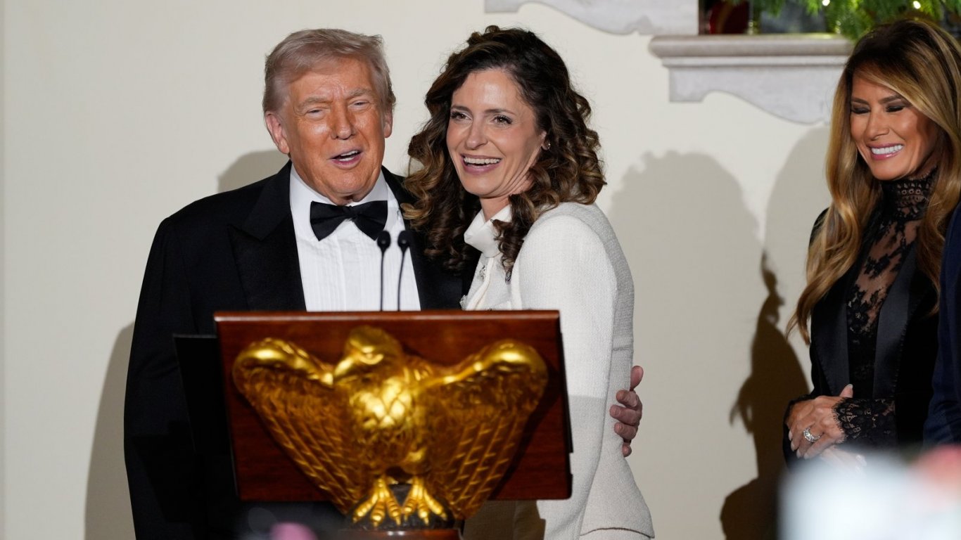 Демократи в Камарата на представителите на САЩ разкриха 19 снимки