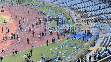 Меси предизвика мини гражданска война след кратка поява на стадион в Индия