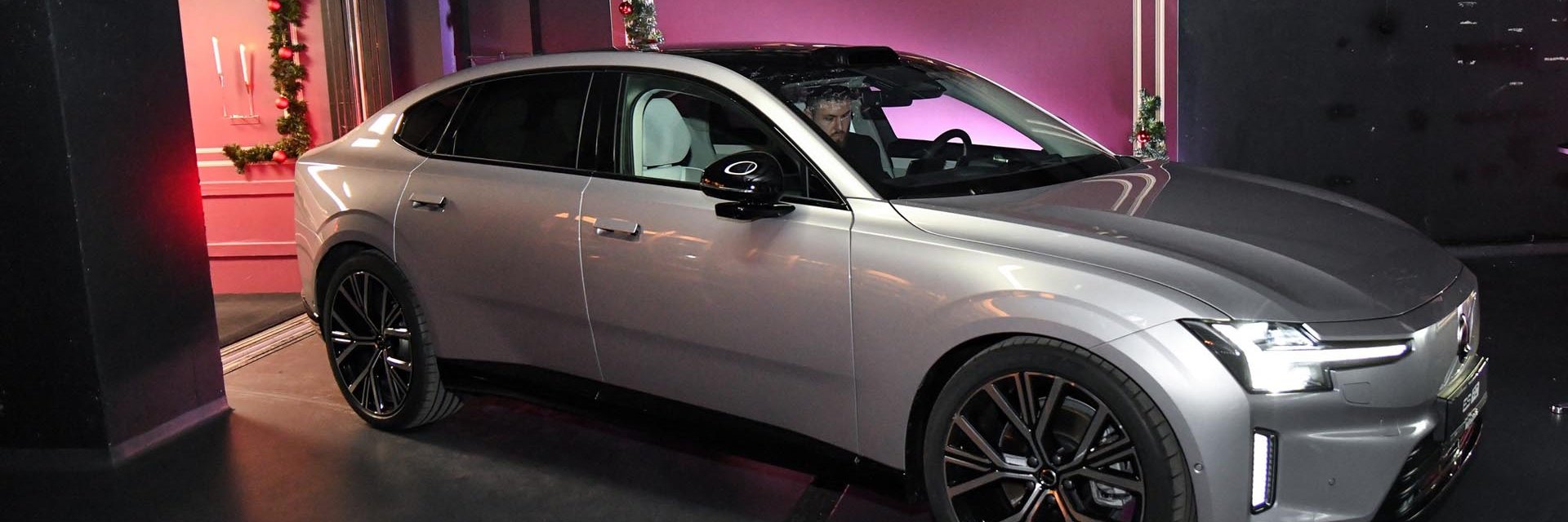 Volvo представи новото изцяло електрическо ES90 в България