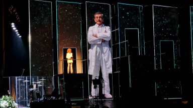 Лили Иванова пя за големия Георги Парцалев