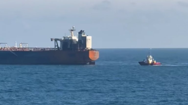 Проверяват кораба "Кайрос" след сигнали за замърсяване край Поморие и "Сарафово"
