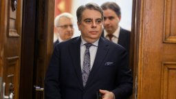 Асен Василев: Опазването на изборите минава през промени в Изборния кодекс и машини
