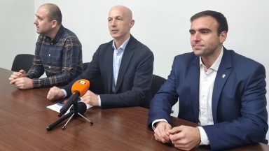 "Възраждане" подкрепя гласуване само с машини, но при ръчно броене