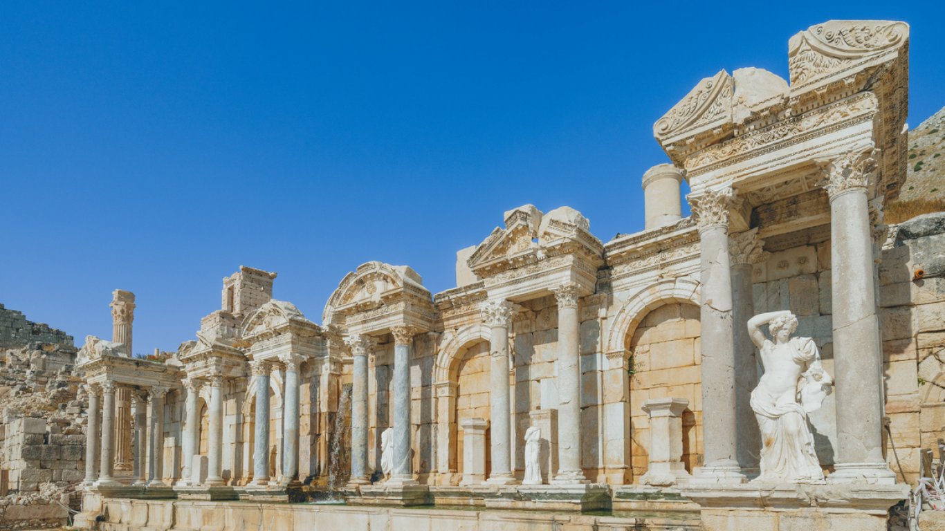 Сагаласос: Забравеният град с живите римски фонтани