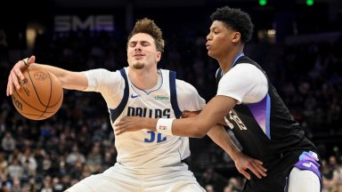 Новобранец номер 1 счупи рекорд в НБА, но и това не бе достатъчно за победата