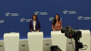 "Обнови Европа" в ЕП застава зад Кючюк срещу "олигархията и репресията в България"