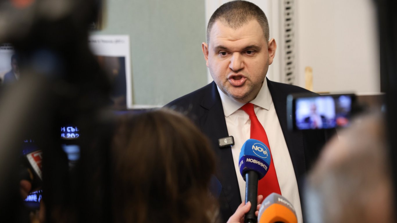 Политическо напрежение: Делян Пеевски поиска незабавната оставка на Васил Терзиев