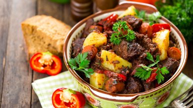 Пепър пот: Днес прочутата американска яхния си има празник