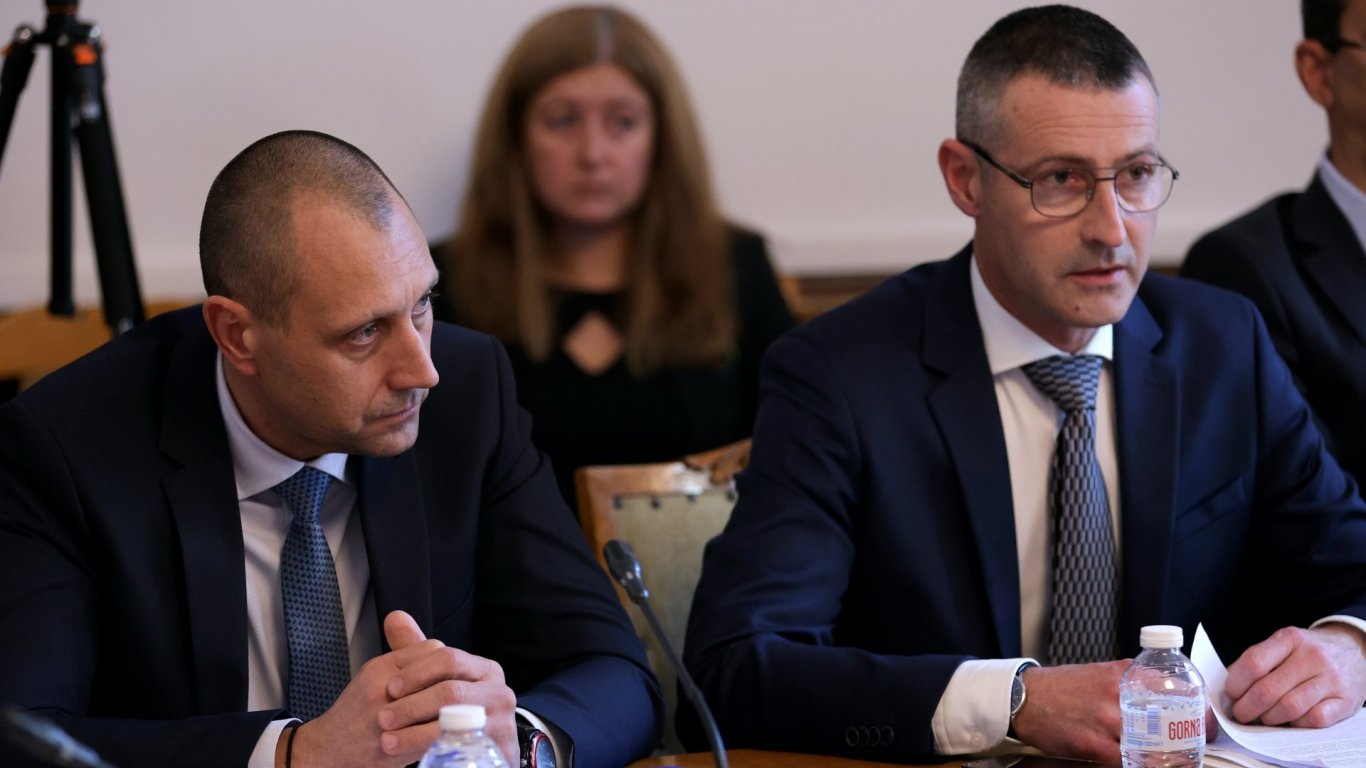 МВР търси кой е монтирал скритите камери в тоалетните на столичното 138. училище