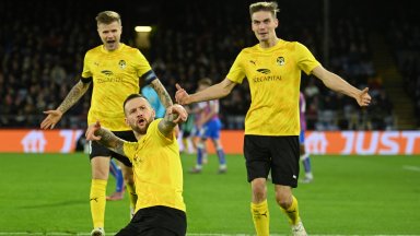 Късна драма и сензации оформиха пълната картина в Лигата на конференциите