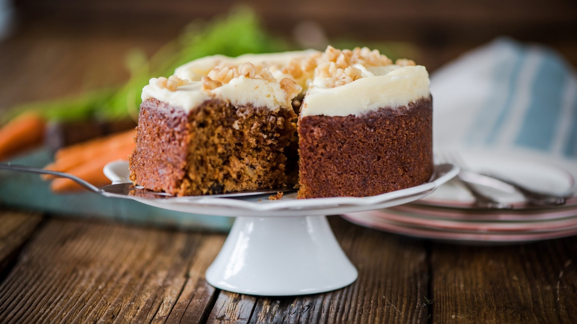 Лесна морковена торта в еърфрайър