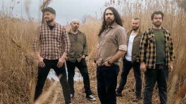 Hellion Stone представят "Men Who Knew Me": мини филм за съдбоносните решения