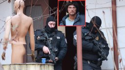 Арестуваха педофил в центъра на София, в дома му са открити стотици видеа с деца (снимки)