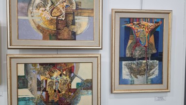 Над 100 творби на 35 автори от цялата страна представя коледна изложба в ямболската галерия "Стойчев"