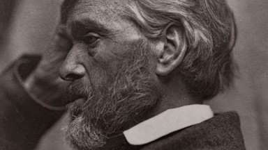 Томас Карлайл: Всички революции се замислят от романтици, реализират ги фанатици, а се използват от негодници