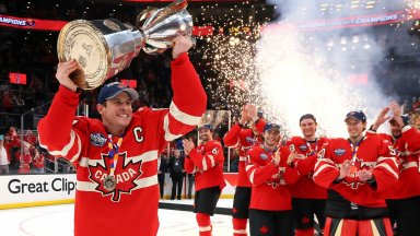 Канада се усмихна: Великият капитан Кросби е готов да атакува трето олимпийско злато